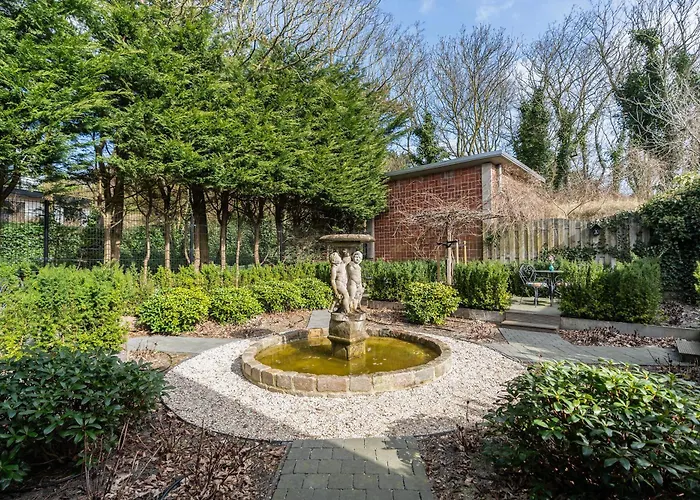 Boutique Pension Code Rose