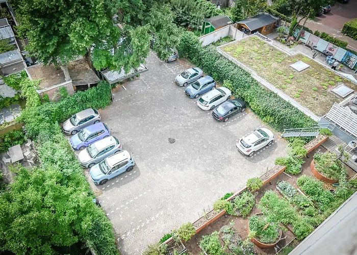 Court Garden Hotel - Ecodesigned